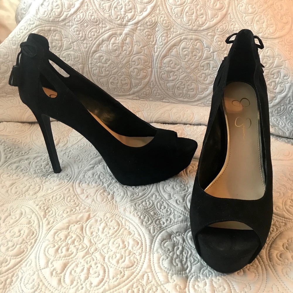 Jessica Simpson Black Peep-Toe Platform Pumps